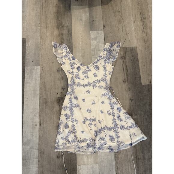 Princess Polly Dress Womens XXS Blue White Dream Away Mini Floral Ruffle Summer - Picture 4 of 4